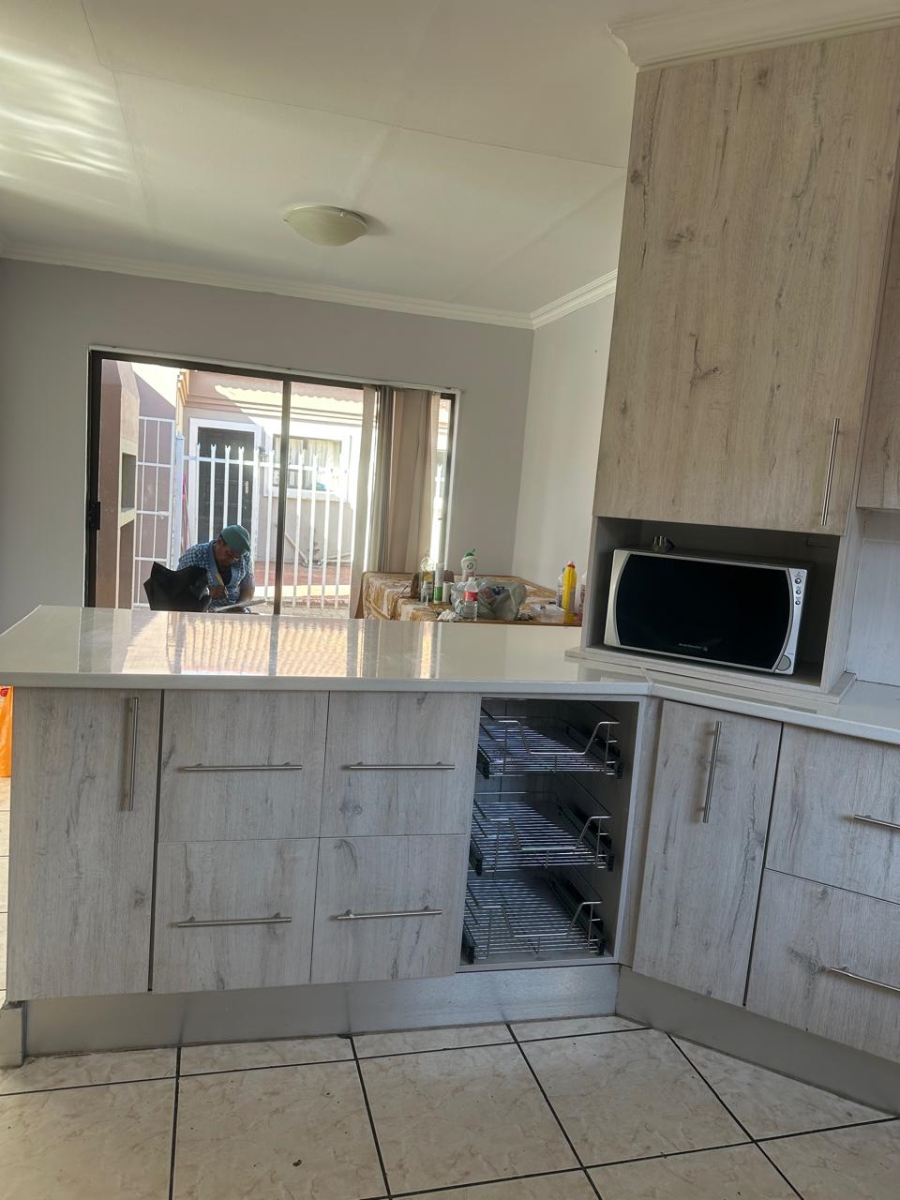 3 Bedroom Property for Sale in Mandela View Free State
